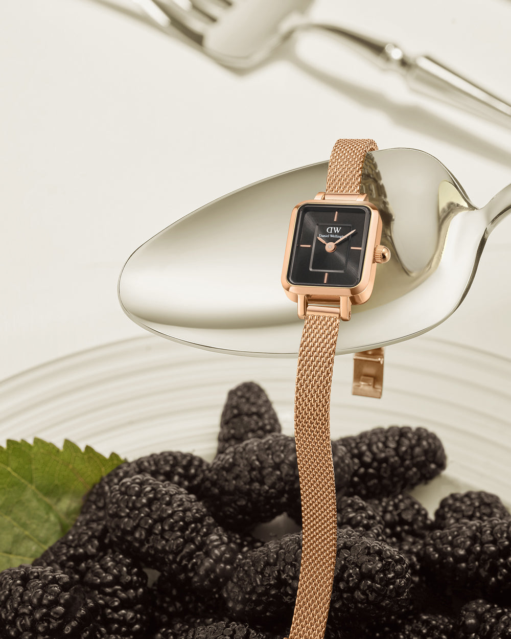 Quadro Mini - Watches for women in rose gold & gold | DW